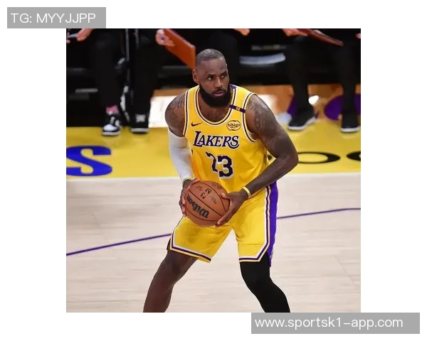 詹姆斯若不退役或将降薪留队湖人引发热议